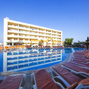 tuntas-family-suites-kusadasi.kusadasihotels.org/
