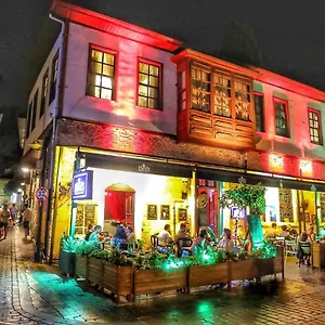 Хостел Lords & Pub Анталья