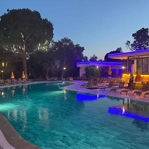 4* Otel Katre